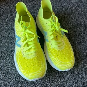 New Balance Fresh Foam Yellow & Light Blue Size 7.5 WOMENS